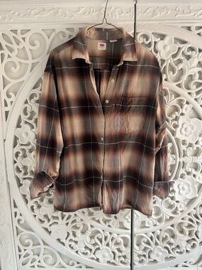 Levi’s Plaid Button Up Shirt | Brown Neutral Flannel | Size Small